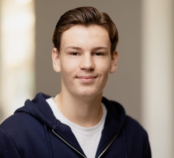Porträttbild på Joel Pennervall.