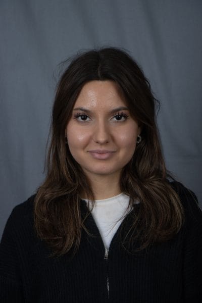 Skolpersonal Leila Layouni.